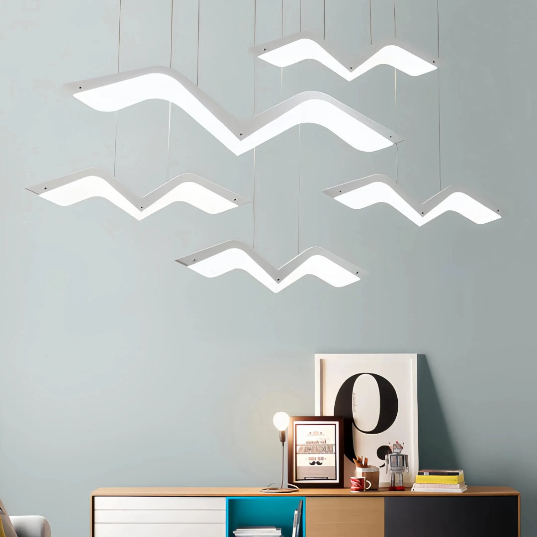 5-flammige weiße LED-Pendelleuchte mit Vogel-Design