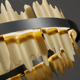 Design-Pendelleuchte in Ringform in Schwarz-Gold für das Wohnzimmer