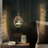 Moderne Pendelleuchte für das Schlafzimmer mit Kristallkugel