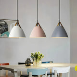 Moderne Pendelleuchte im Macaron-Stil aus Metall für das Esszimmer