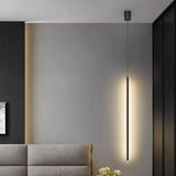 Moderne LED Hängeleuchte in Schwarz mit linearem Design