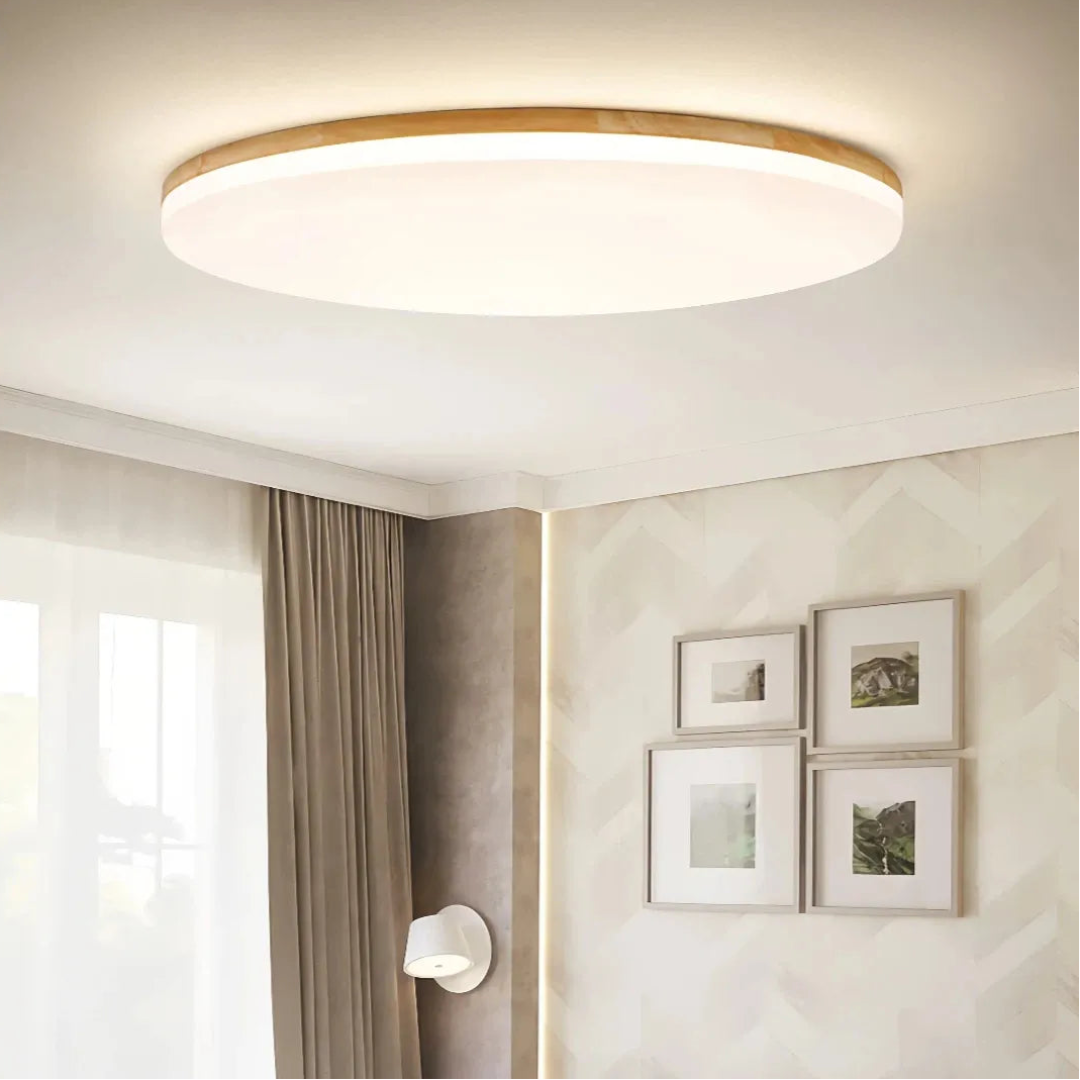 Skandinavische LED-Deckenleuchte aus Holz