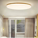Skandinavische LED-Deckenleuchte aus Holz