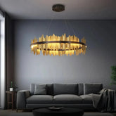 Design-Pendelleuchte in Ringform in Schwarz-Gold für das Wohnzimmer