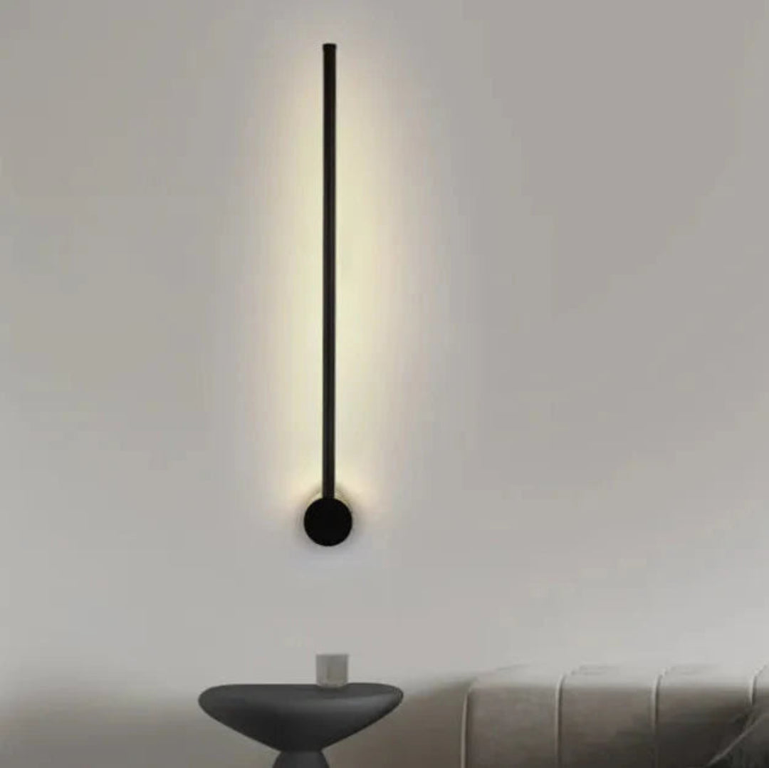 Schwarze LED-Wandleuchte in 60 cm mit einseitiger Beleuchtung