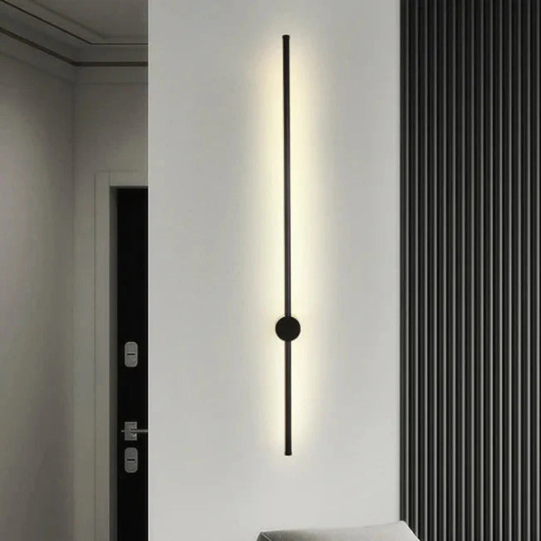 Schwarze lineare LED-Wandleuchte in 150 cm