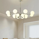 Moderner Kronleuchter im Opalglas Kugeldesign für Wohnzimmer