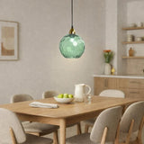 LED-Pendelleuchte mit bunter Glaskugel modern fürs Esszimmer