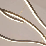 Schwarze LED-Pendelleuchte mit geschwungenem Silikondiffusor