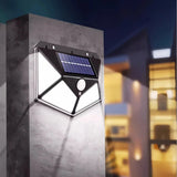 LED Solar-Außenwandleuchte mit Bewegungsmelder, IP65