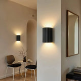 LED Wandleuchte Up & Down im skandinavischen Stil für das Esszimmer