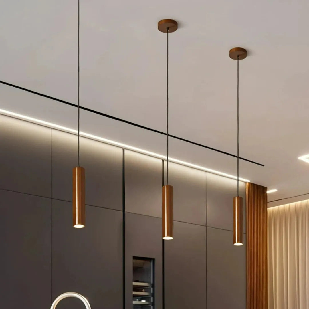 Braune zylindrische Holz-Pendelleuchte mit LED
