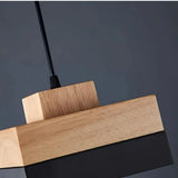 Skandinavische Pendelleuchte aus Holz und Metall für Esstisch & Esszimmer