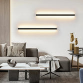 Längliche LED-Wandleuchte in Schwarz