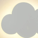 Minimalistische Wolkenform Wandleuchte fürs Kinderzimmer Weiß
