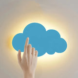 Minimalistische Wolkenform Wandleuchte fürs Kinderzimmer