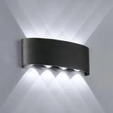 Moderne Außenwandleuchte mit Bewegungsmelder aus Metall – IP65