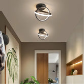 Moderne Deckenleuchte im Ringdesign für den Flur