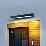 Moderne LED Außenwandleuchte mit Bewegungsmelder in Schwarz, IP65, 32–80 cm