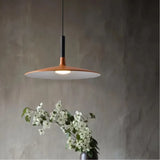 Moderne LED Pendelleuchte im UFO-Design für Esszimmer