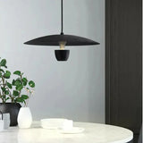 Moderne UFO Hängeleuchte für Esszimmer, höhenverstellbar, schwarz