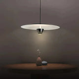 Moderne UFO Hängeleuchte für Esszimmer, höhenverstellbar, schwarz