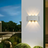 Moderne LED Außenwandleuchte Up & Down mit IP65 Schutzart für den Außenbereich