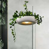 Moderne Pendelleuchte mit Blumentopf für Balkon mit Kunstpflanze