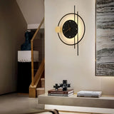 Moderne runde Wandleuchte mit Uhr für das Wohnzimmer