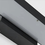 Moderne LED Außenwandleuchte mit Bewegungsmelder in Schwarz, IP65, 32–80 cm