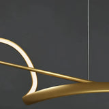 Moderne dimmbare Pendelleuchte aus Metall für das Esszimmer