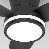 Moderner 3-flügeliger Deckenventilator mit Licht und Fernbedienung