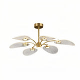 Moderner Kronleuchter in Gold mit Blatt-Design für das Wohnzimmer