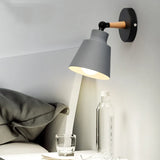 Nordische Wandleuchte mit Kabel dimmbar für Schlafzimmer