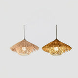 Boho Hängelampe aus Rattan in Hutform für den Esstisch