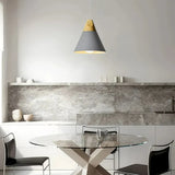 Nordic Pendelleuchte aus Metall und Holz für Esszimmer