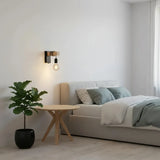 Wandlampe im Industrial-Stil aus Holz für Schlafzimmer