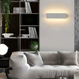 Weiße rechteckige Wandlampe aus Metall für den Innenbereich