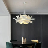 Weiße moderne Pendelleuchte in Blumenform für Esszimmer und Wohnzimmer