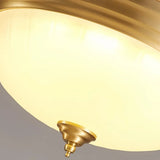 Runde Vintage Deckenleuchte in Gold fürs Schlafzimmer