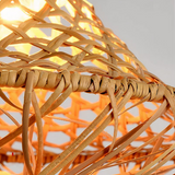 Pendelleuchte aus Rattan und Stroh im Boho Stil für Schlafzimmer