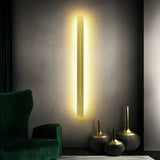 Schmale LED-Wandleuchte im Schlitz-Design in Gold
