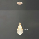 Moderne Pendelleuchte aus Acrylglas mit Tropfenaufhängung fürs Schlafzimmer