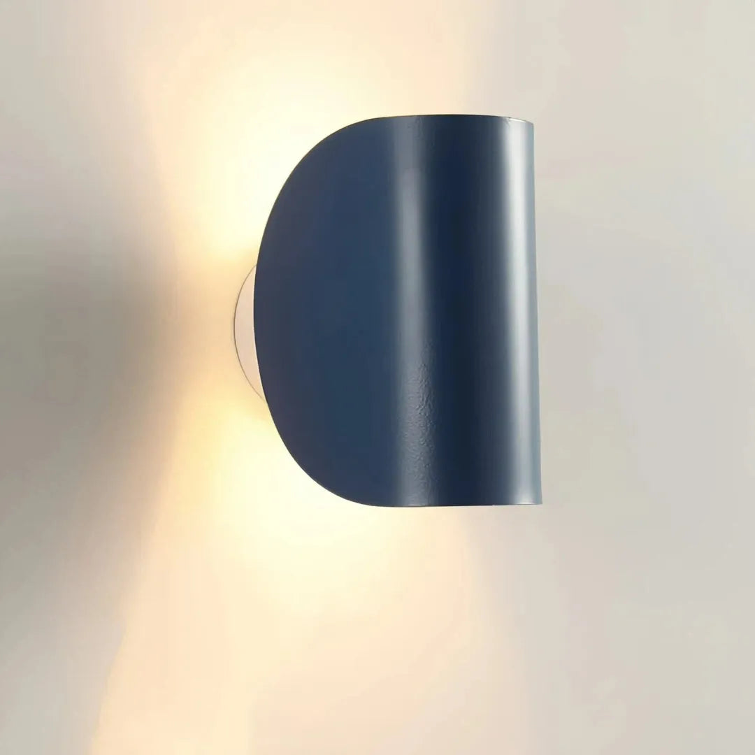 Moderne LED-Wandleuchte für den Innenbereich, 360° schwenkbar