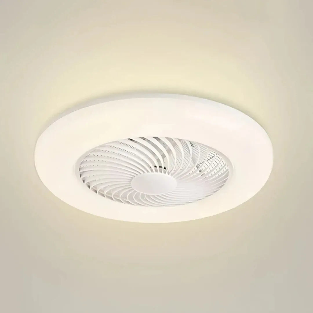Moderner flacher Deckenventilator mit Licht für das Schlafzimmer
