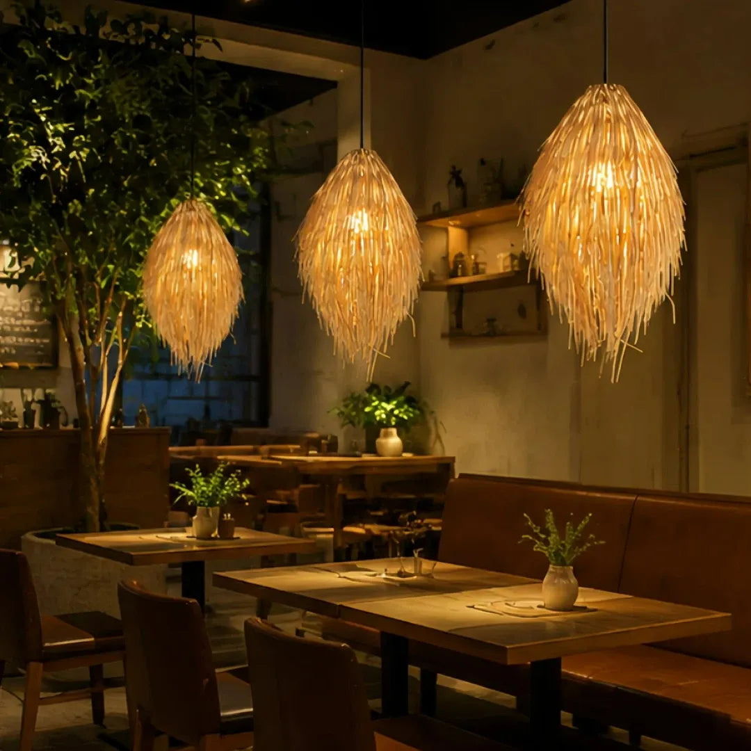 Boho Rattan-Pendelleuchte fürs Esszimmer mit natürlicher Flechtstruktur