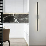 Längliche schwarze Wandleuchte modern für Wohnzimmer
