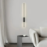Längliche schwarze Wandleuchte modern für Wohnzimmer