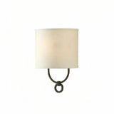 Beige Vintage-Wandleuchte mit Stoffschirm für das Schlafzimmer