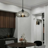 Einflammige Glas-Pendelleuchte im Mid-Century-Stil fürs Esszimmer